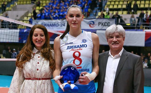 开云体育中国-排球比赛强势登顶！俄罗斯队夺魁引发掌声！