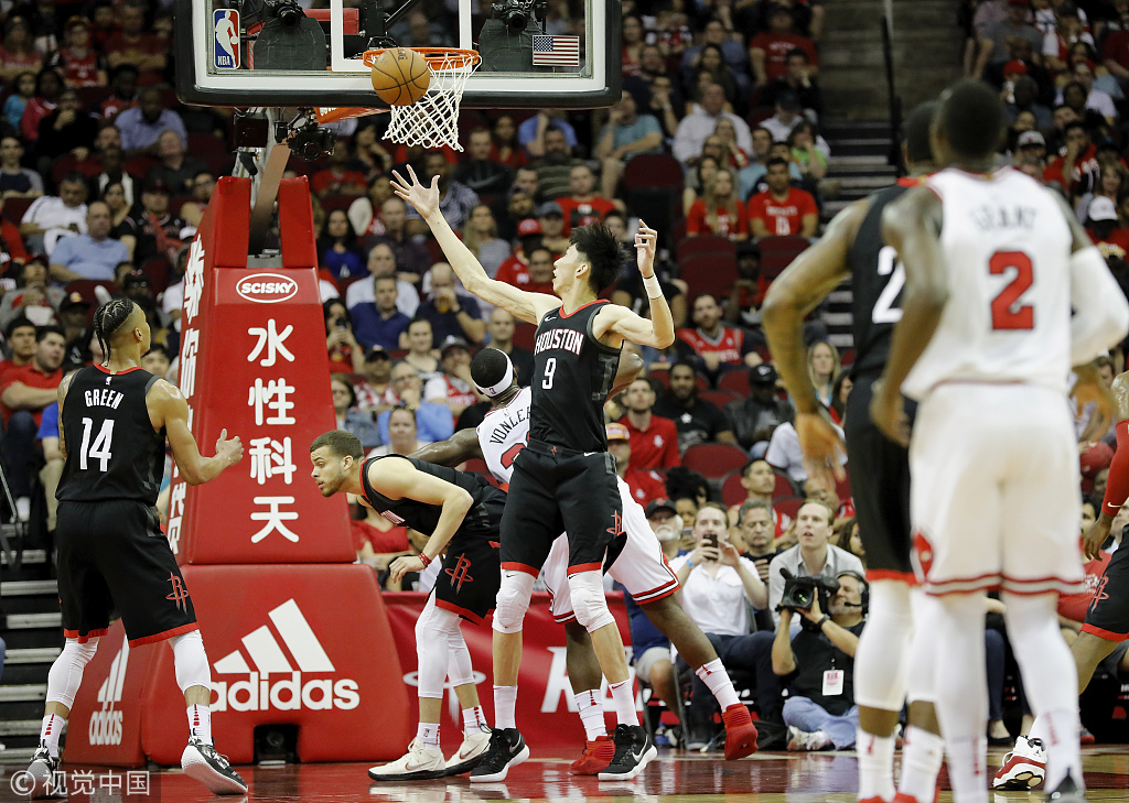 开云体育入口-尼克斯碾压公牛，周琦刷新纪录